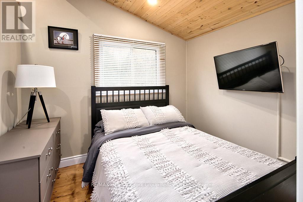 128 James Street, Blue Mountains, Ontario  L9Y 0T6 - Photo 25 - X12090311