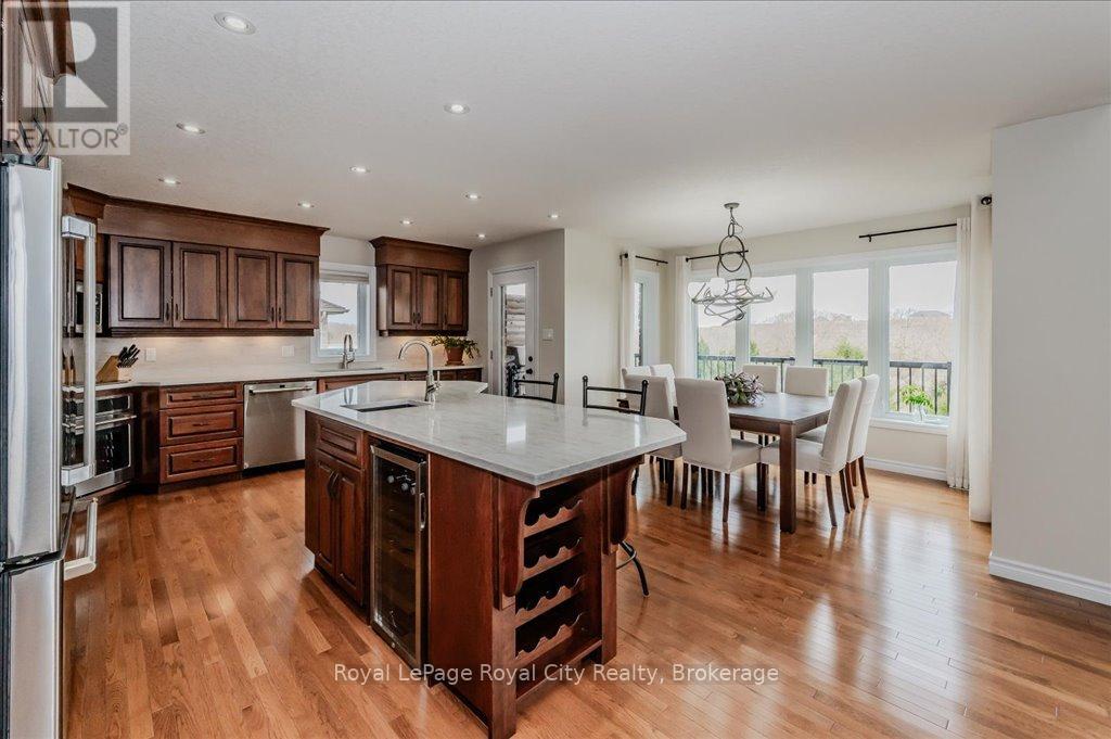 166 River Run Road, Mapleton, Ontario  N0G 1P0 - Photo 12 - X12090358