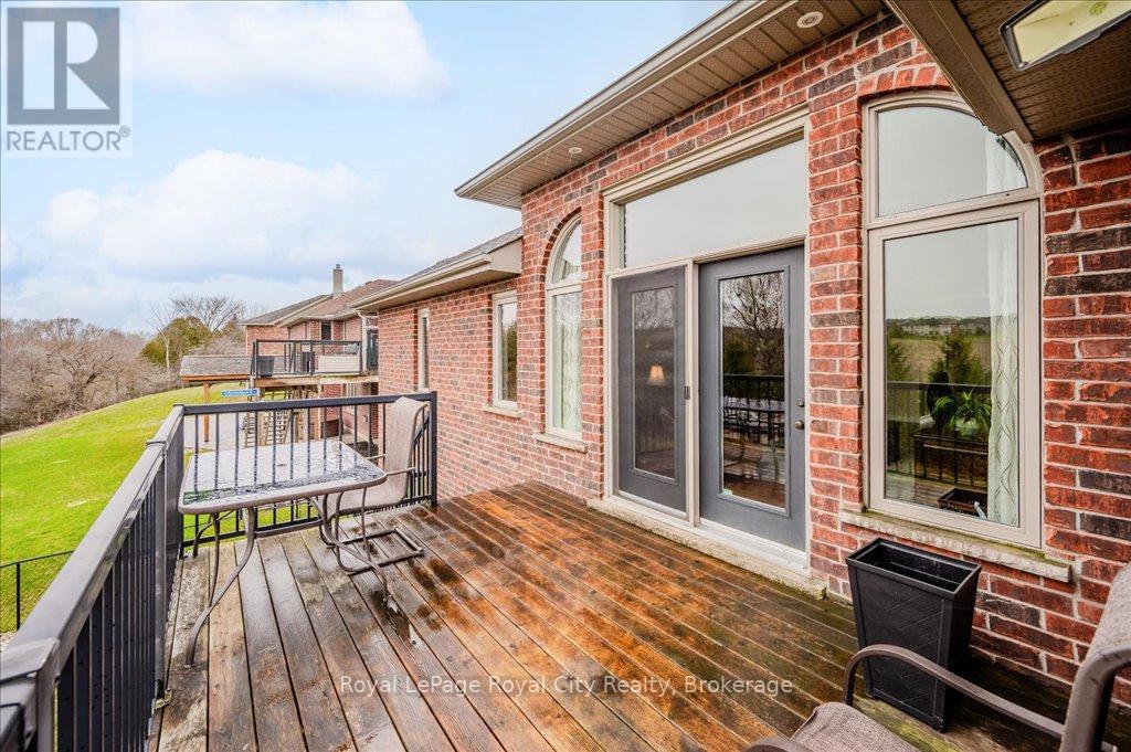 166 River Run Road, Mapleton, Ontario  N0G 1P0 - Photo 15 - X12090358
