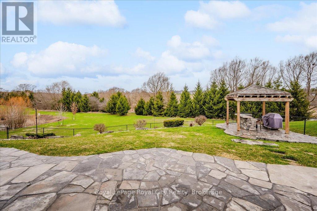 166 River Run Road, Mapleton, Ontario  N0G 1P0 - Photo 42 - X12090358
