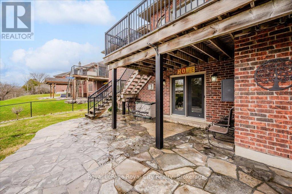 166 River Run Road, Mapleton, Ontario  N0G 1P0 - Photo 46 - X12090358