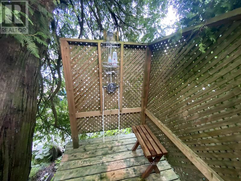 4 Scotch Bonnet Island, South Bruce Peninsula, Ontario  N0H 2T0 - Photo 12 - X12090477