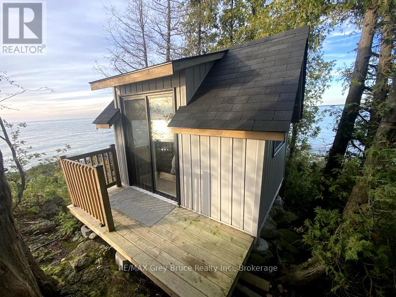 4 Scotch Bonnet Island, South Bruce Peninsula, Ontario  N0H 2T0 - Photo 22 - X12090477