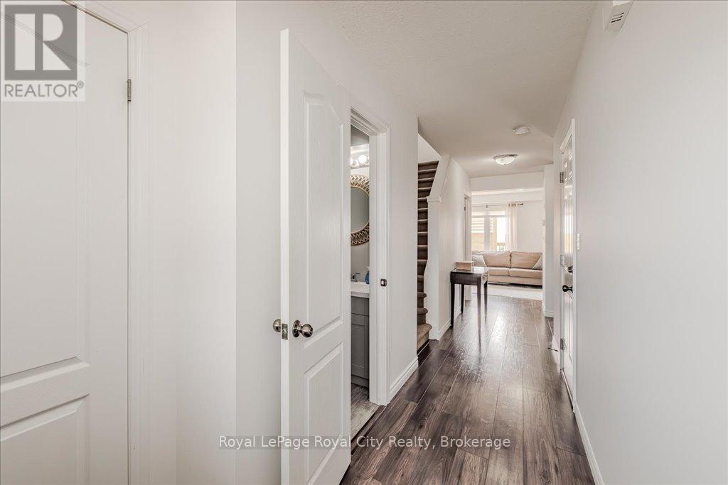 160 Maple Street, Mapleton, Ontario  N0G 1P0 - Photo 4 - X12090505