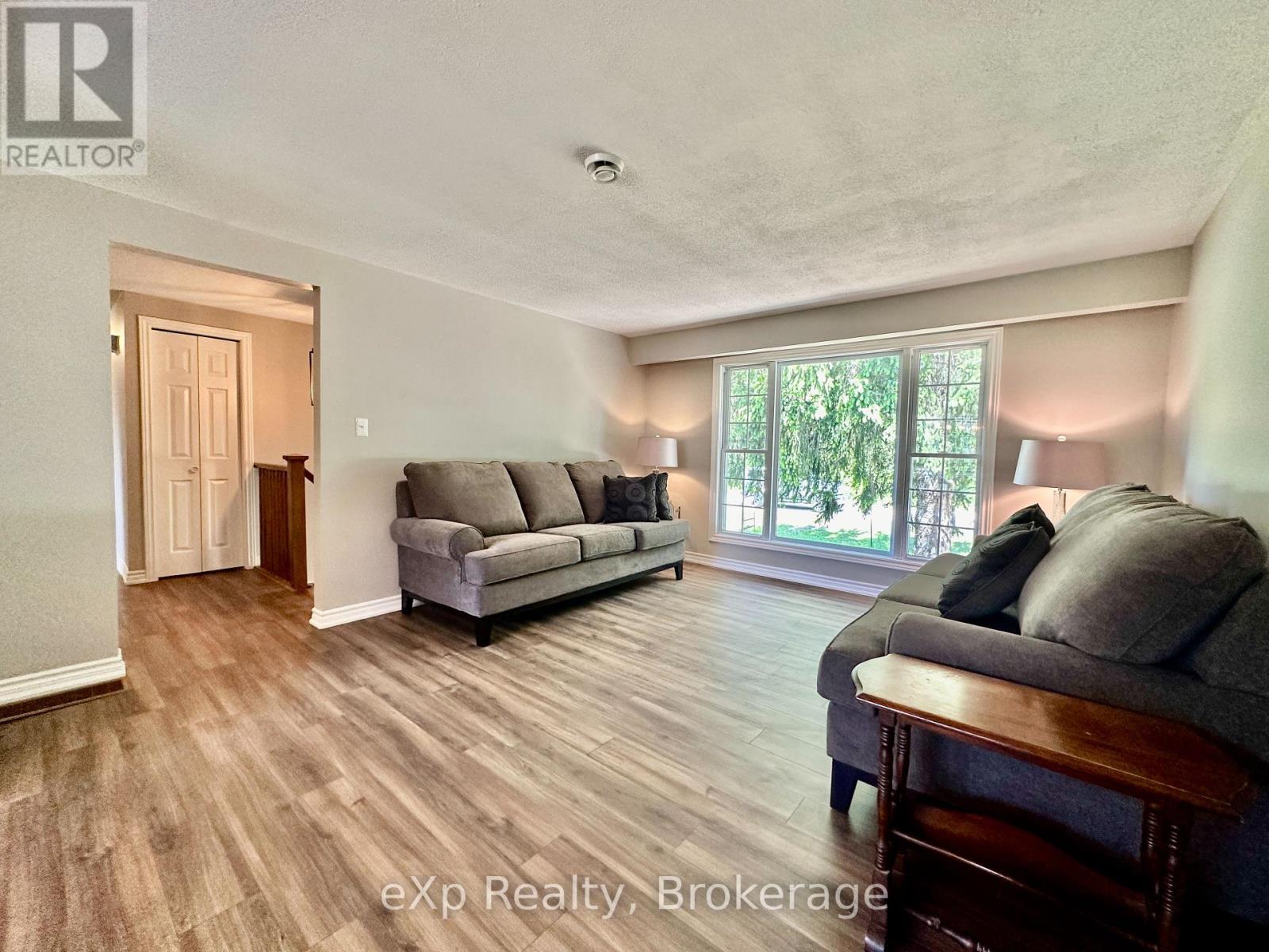 129 Westfall Crescent, West Grey, Ontario  N4N 3B9 - Photo 8 - X12090613