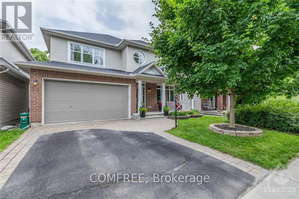 Property at 14 ESCADE DRIVE image 1