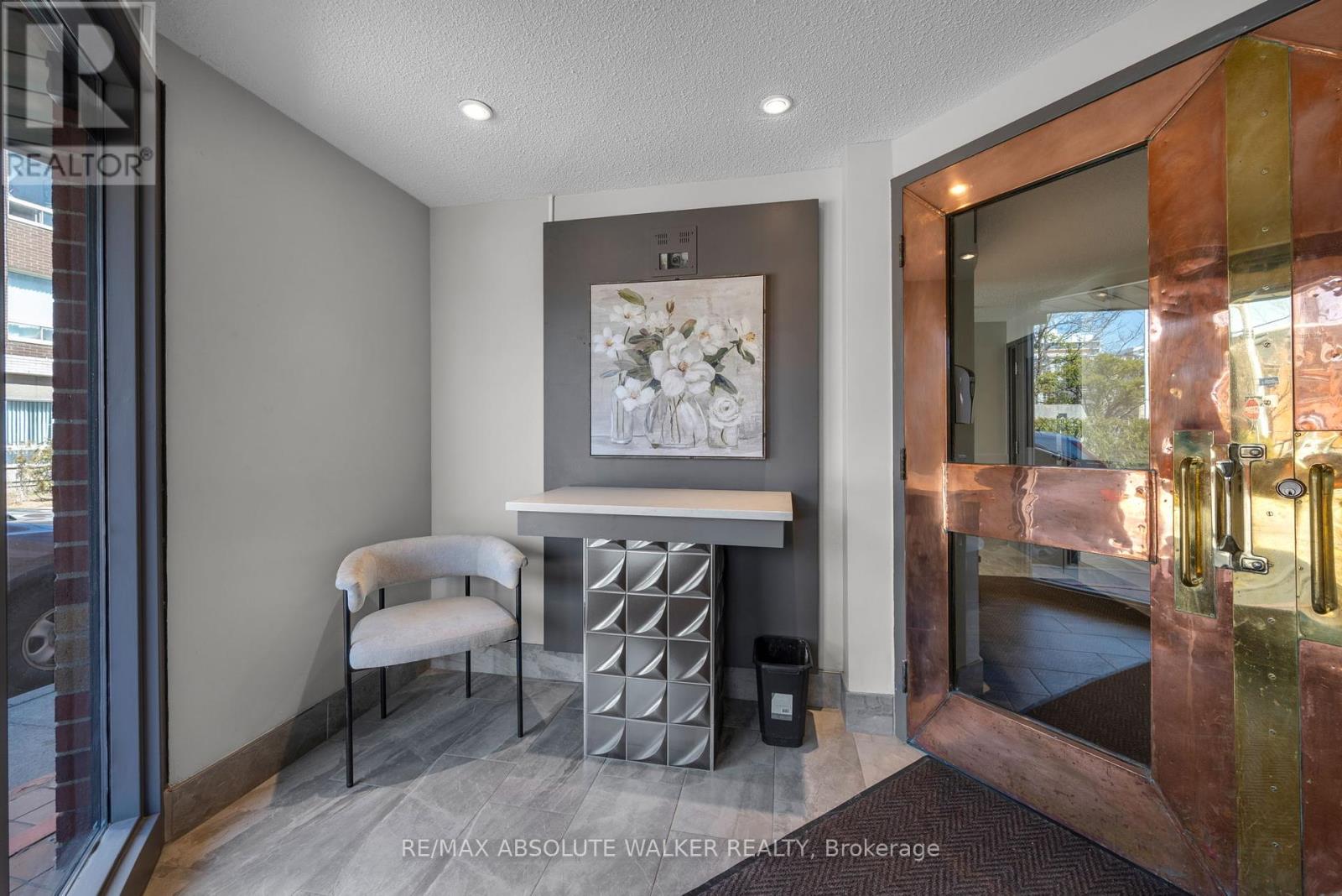Property at 401 - 317 METCALFE STREET image 2