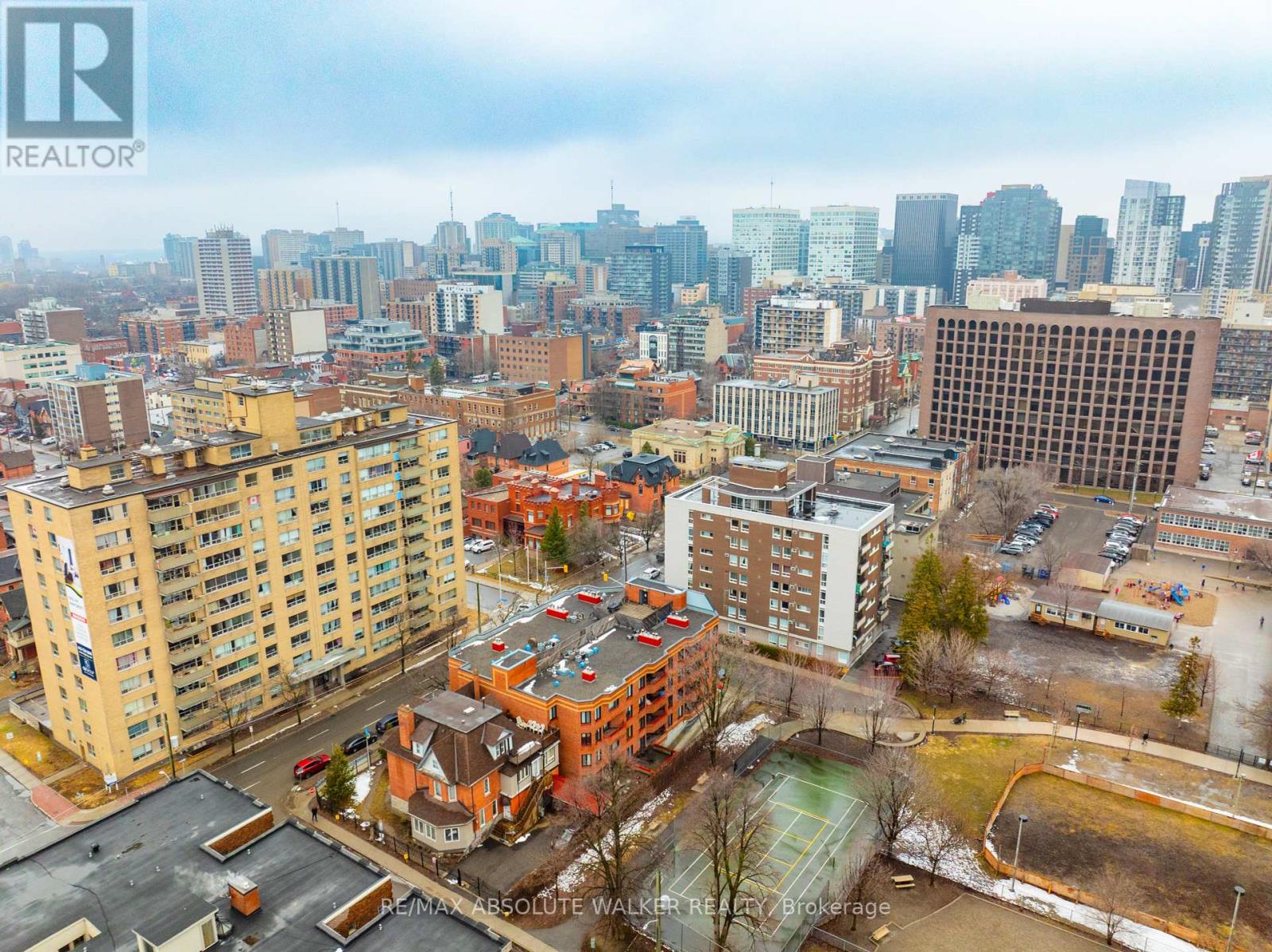 401 - 317 Metcalfe Street, Ottawa, Ontario  K2P 1S3 - Photo 24 - X12089820