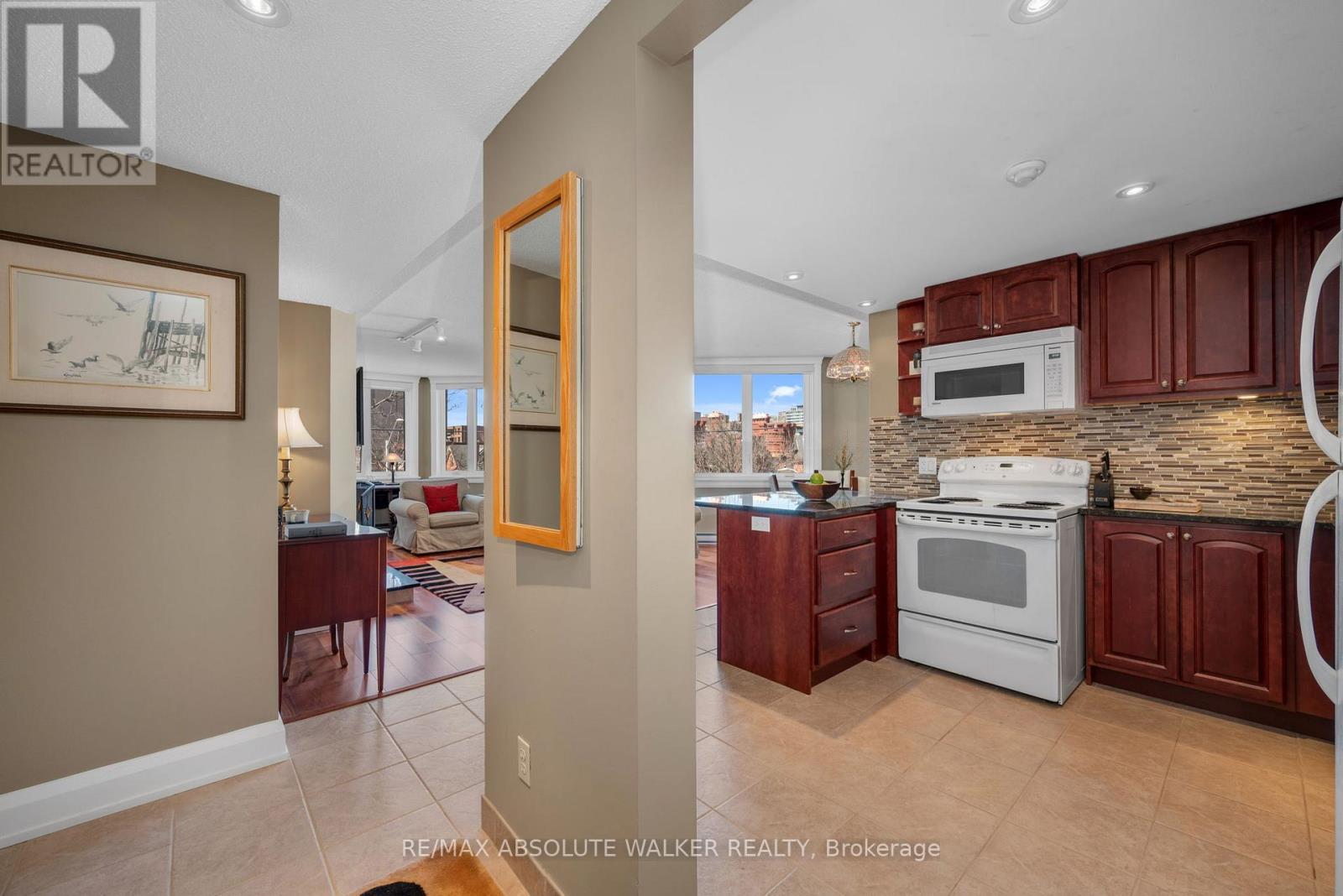 Property at 401 - 317 METCALFE STREET image 3