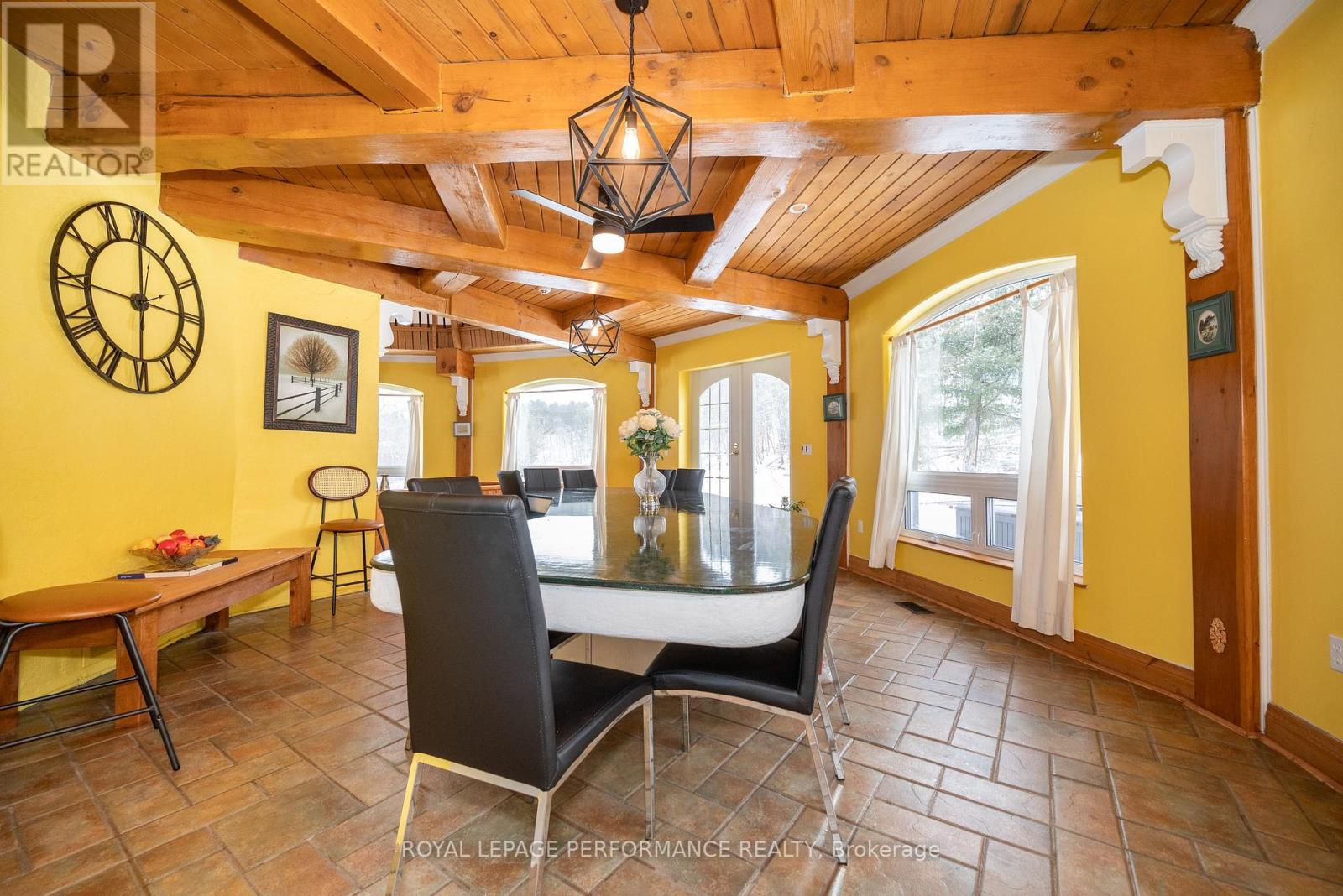1371 Victoria Street, Petawawa, Ontario  K8H 2E9 - Photo 23 - X12089849