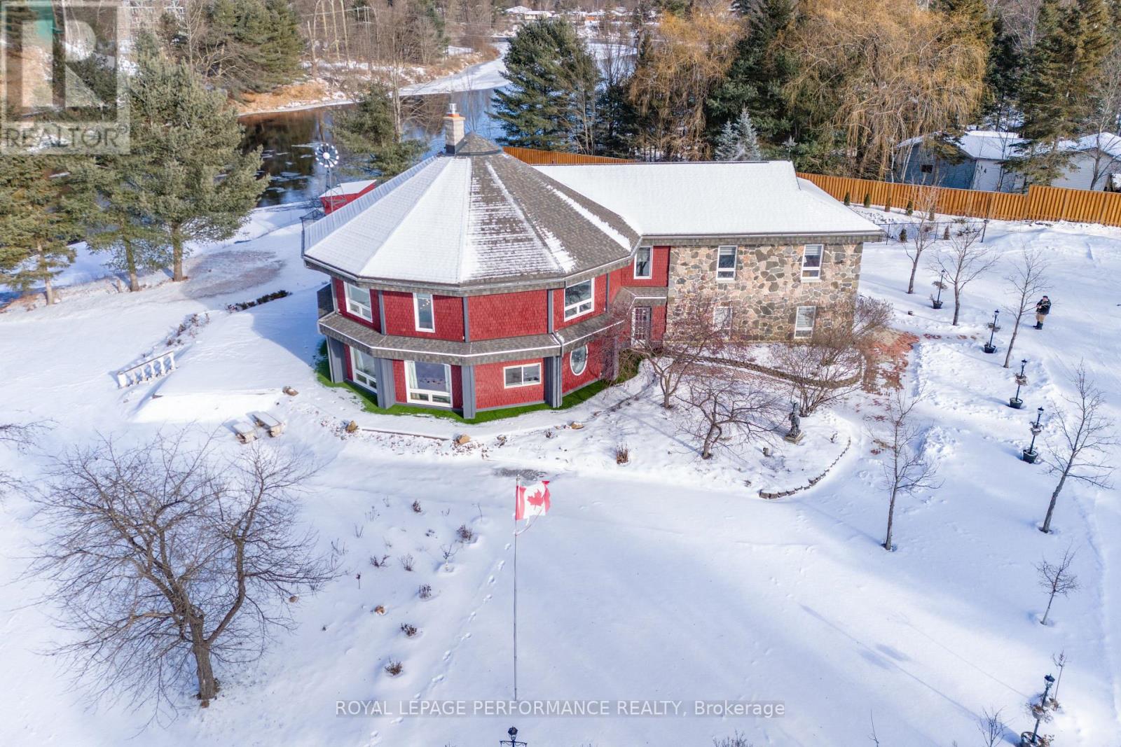 1371 Victoria Street, Petawawa, Ontario  K8H 2E9 - Photo 3 - X12089849