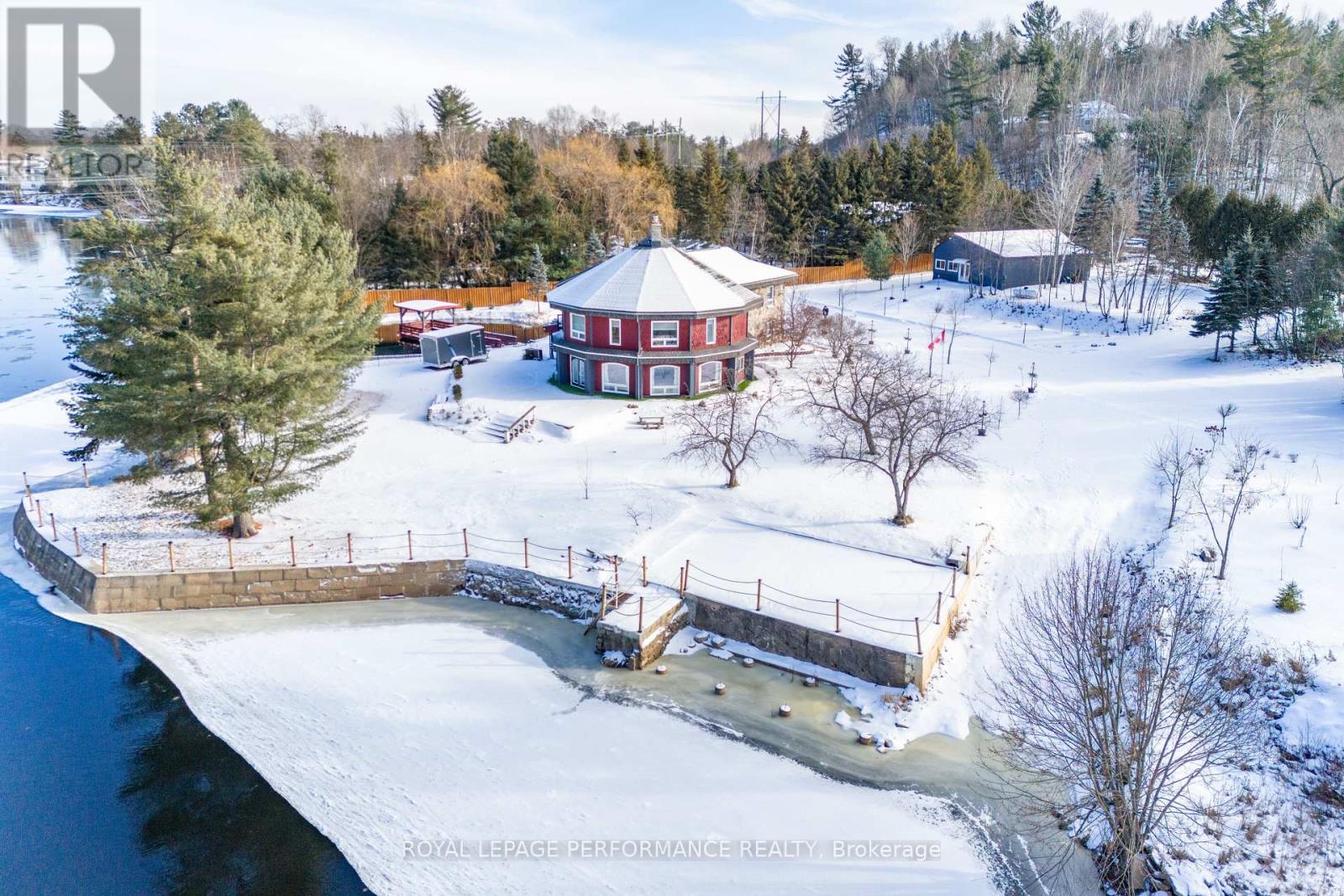 1371 Victoria Street, Petawawa, Ontario  K8H 2E9 - Photo 4 - X12089849