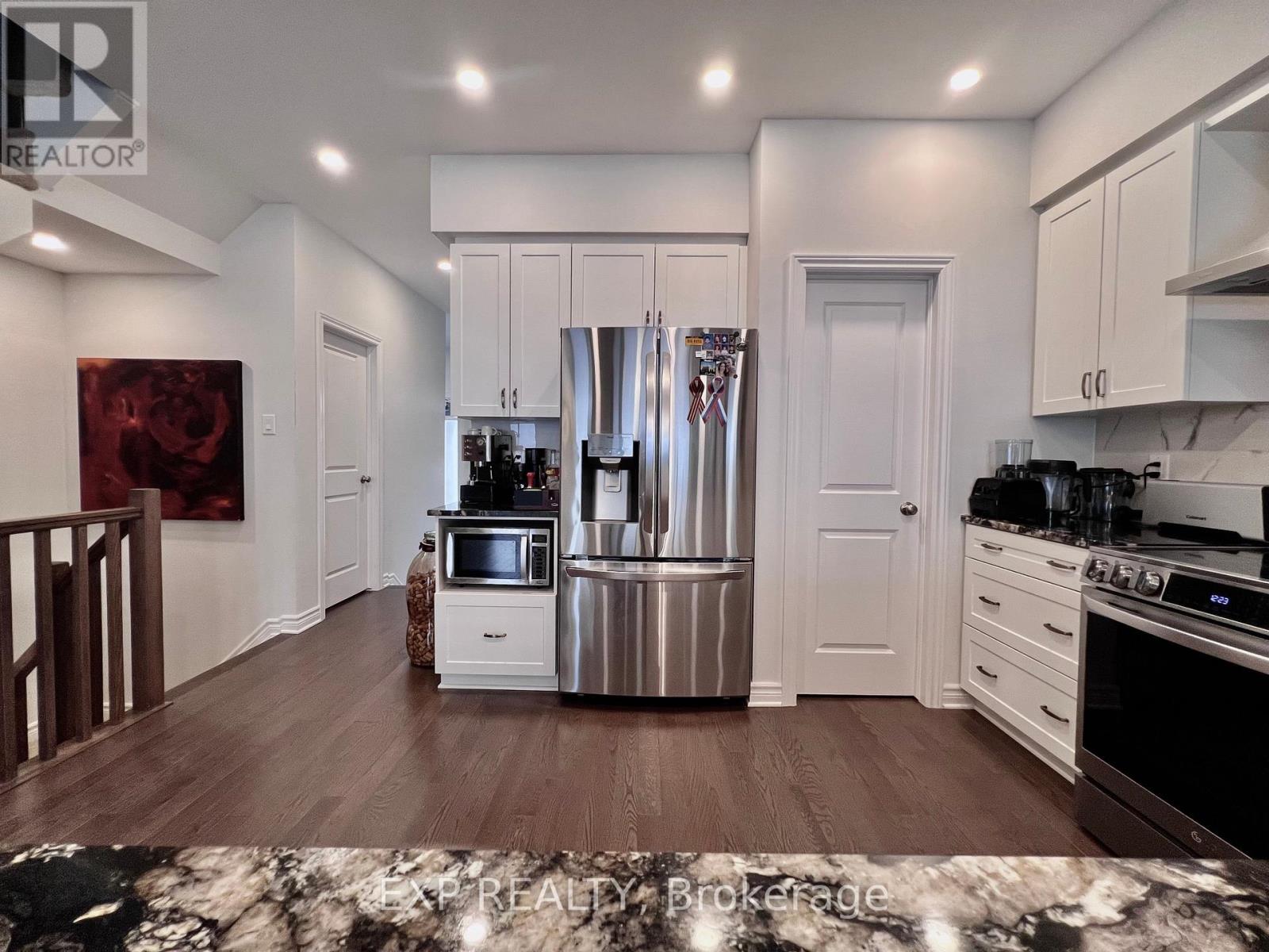 926 Brian Good Avenue, Ottawa, Ontario  K4M 0N7 - Photo 10 - X12090063
