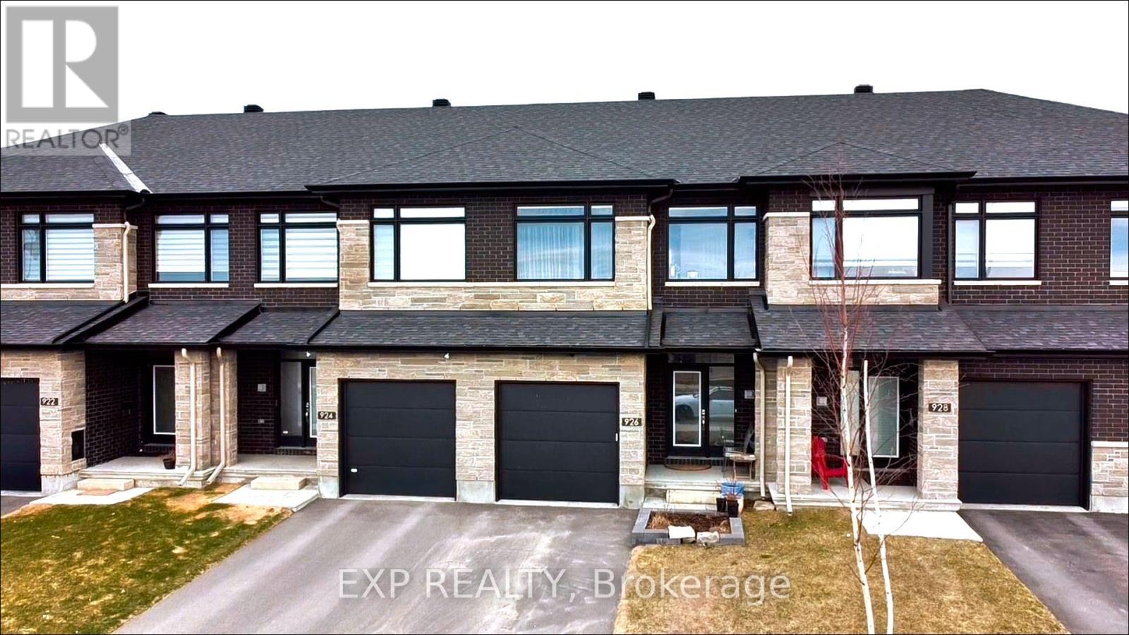 926 Brian Good Avenue, Ottawa, Ontario  K4M 0N7 - Photo 3 - X12090063