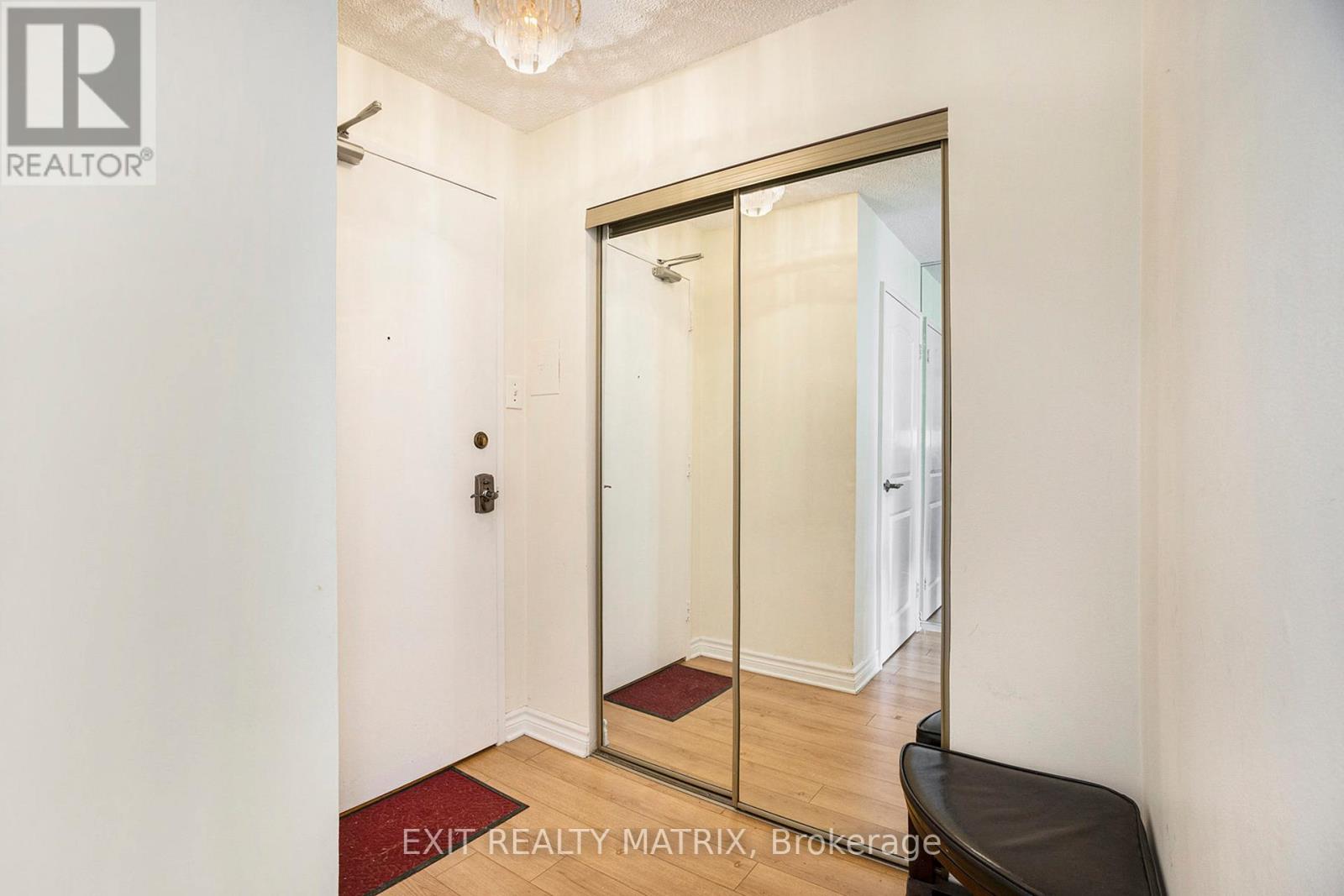 Property at 102 - 158B MCARTHUR AVENUE image 3