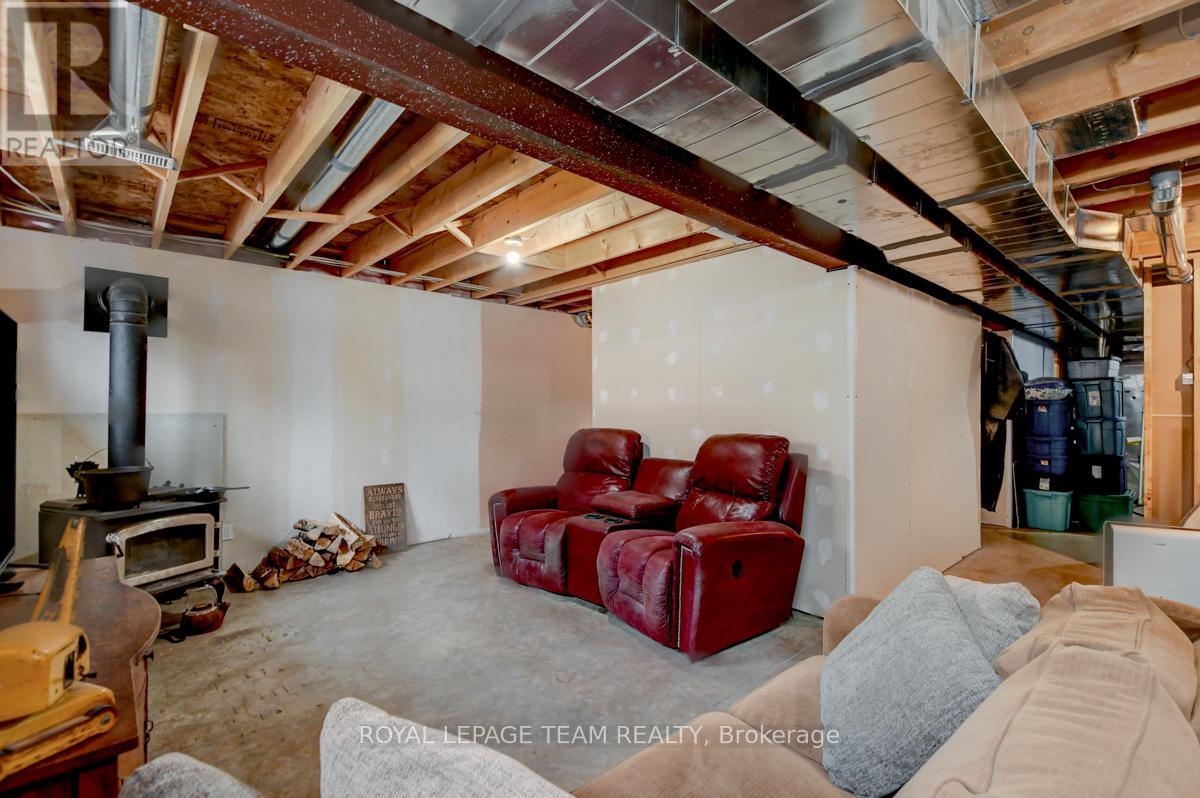 831 Bolton Road, North Grenville, Ontario  K0G 1N0 - Photo 29 - X12090638