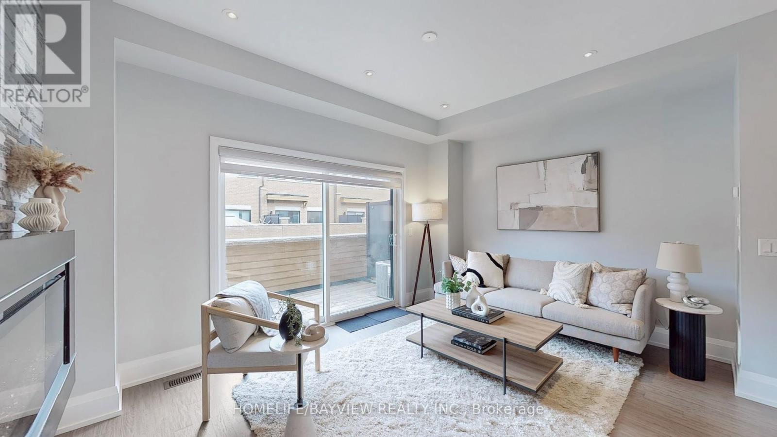 Property at 242B FINCH AVENUE E image 3