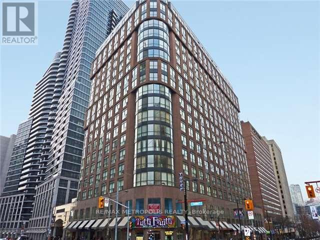 1108 - 7 Carlton Street, Toronto (Church-Yonge Corridor), Ontario  M5B 2M3 - Photo 1 - C12089879