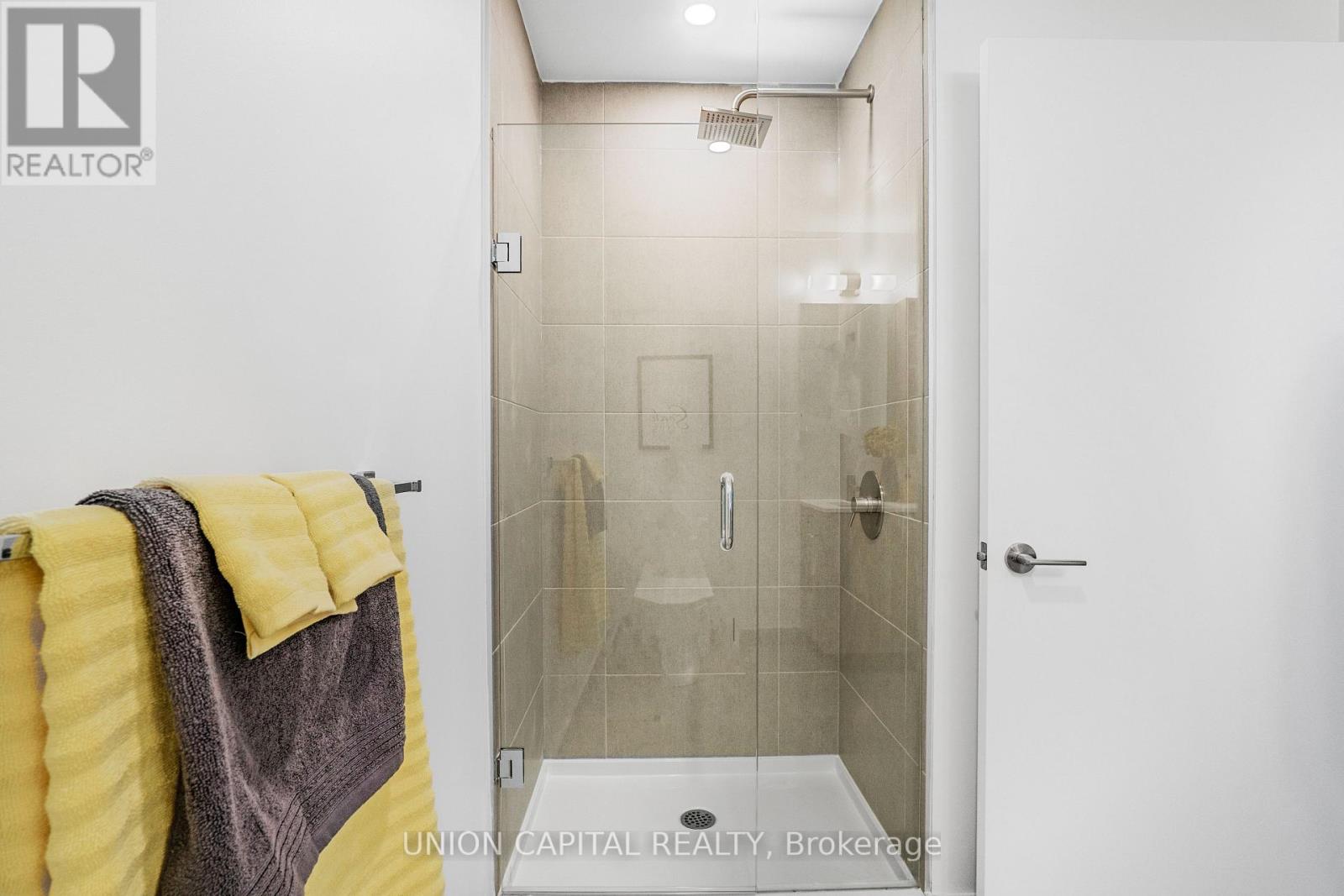 2806 - 55 Mercer Street, Toronto (Waterfront Communities), Ontario  M5V 0W4 - Photo 8 - C12090391