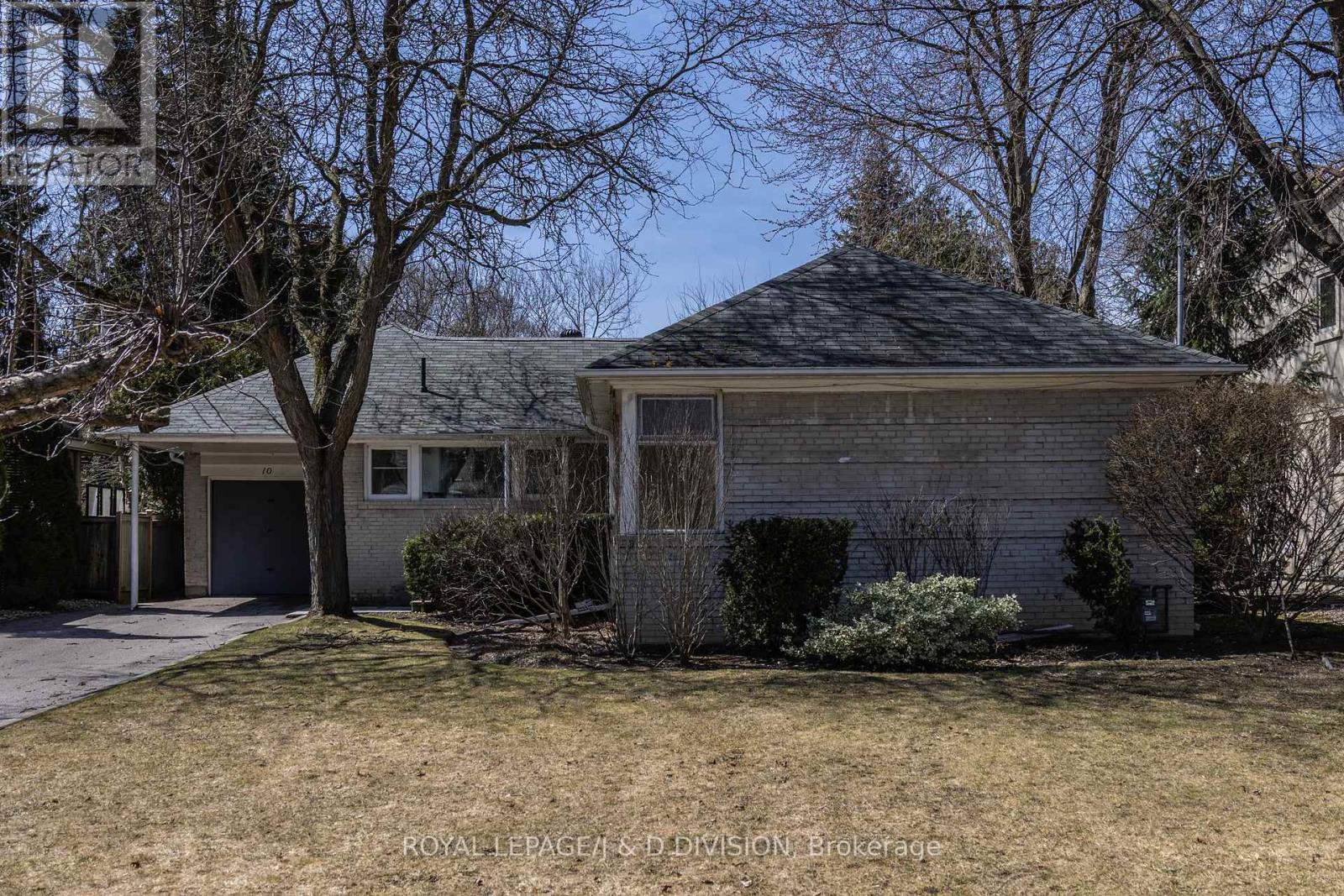 Property at 10 CAMPBELL CRESCENT image 2