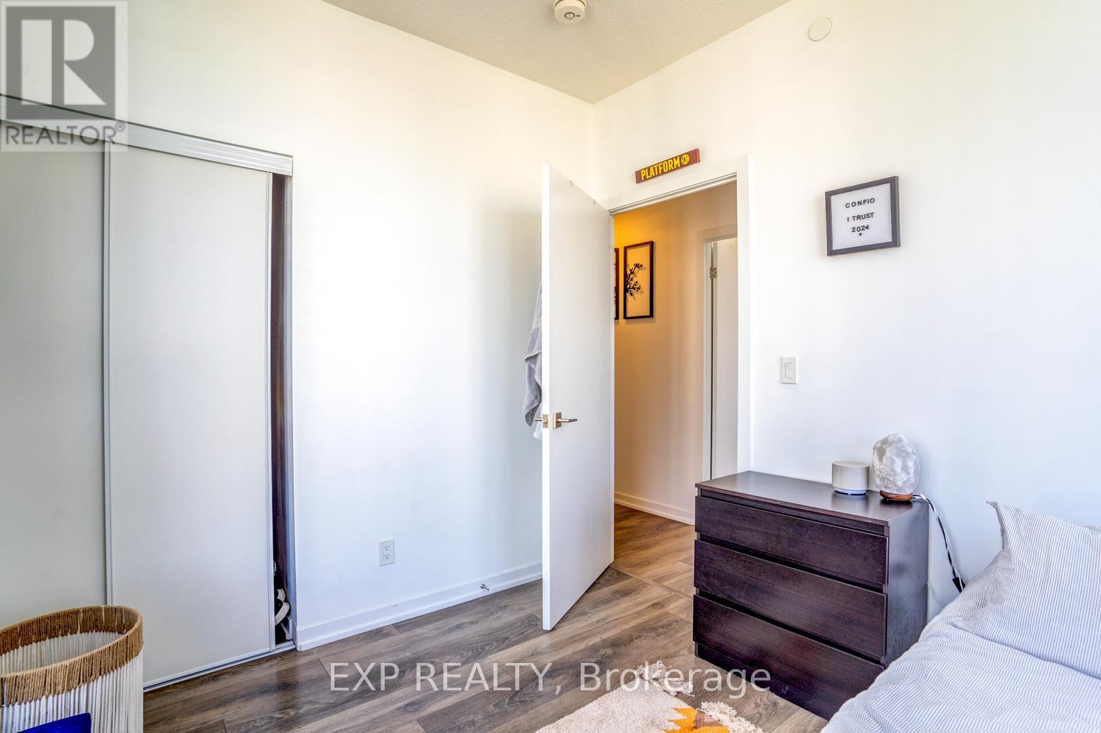 1010 - 56 Forest Manor Road, Toronto, Ontario  M2J 0E5 - Photo 16 - C12090532