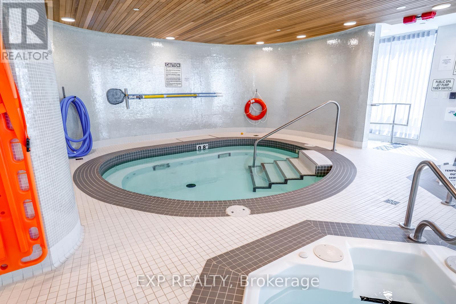 1010 - 56 Forest Manor Road, Toronto, Ontario  M2J 0E5 - Photo 31 - C12090532