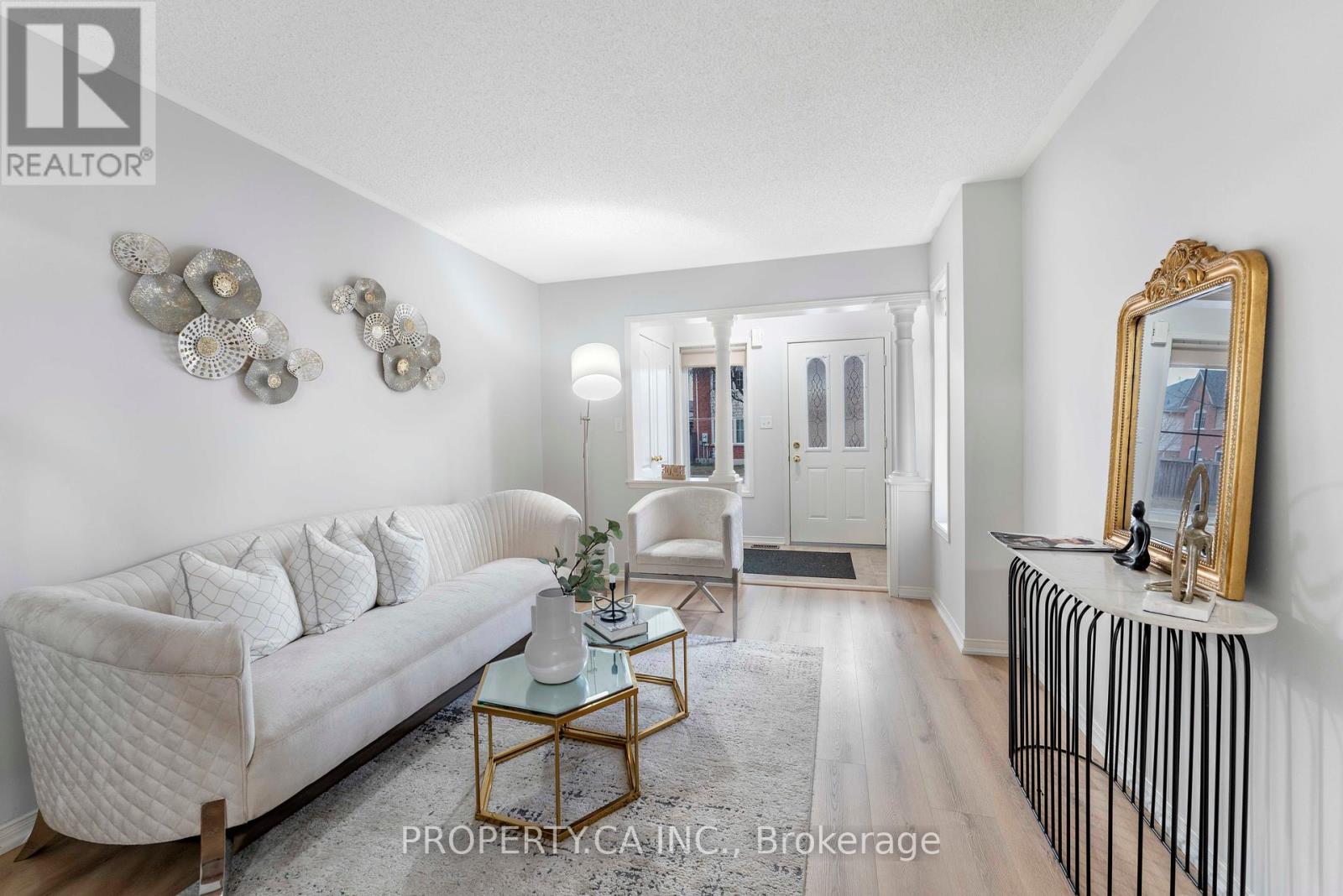 Property at 14 CARPENDALE CRESCENT image 5