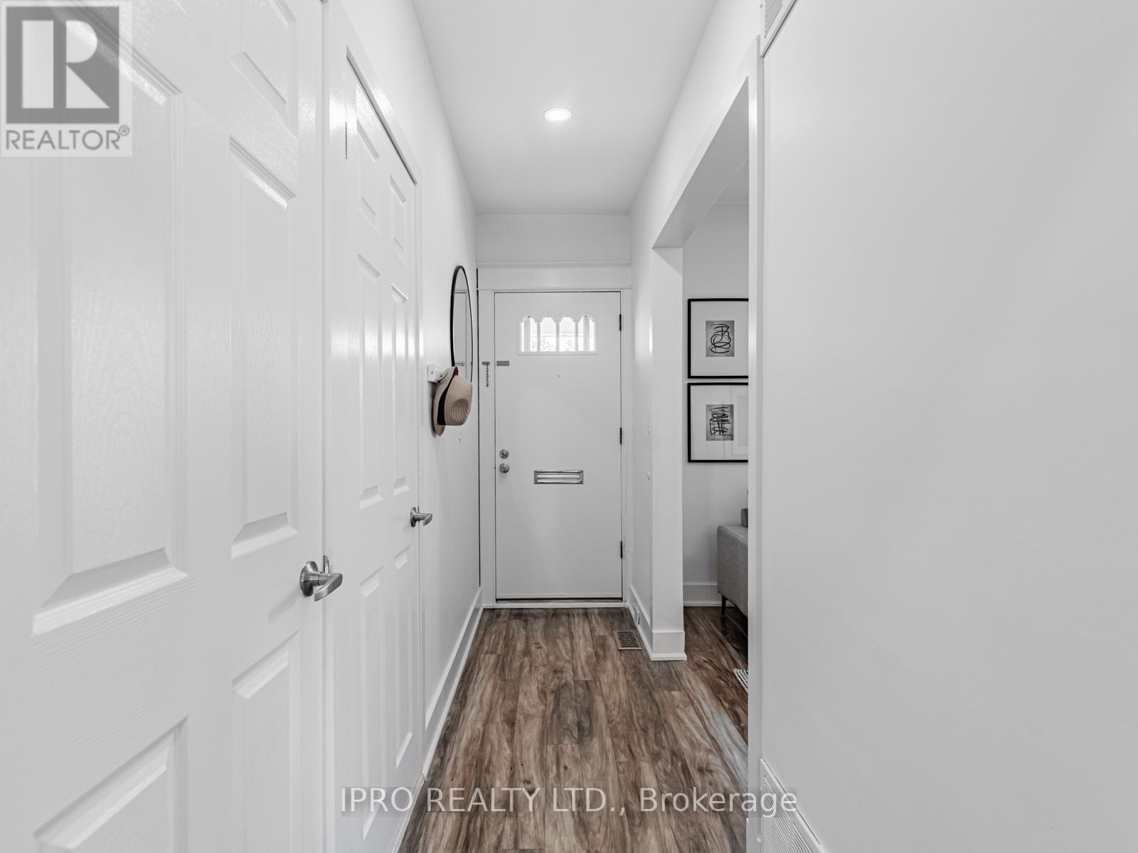 Property at 5 THYRA AVENUE image 2