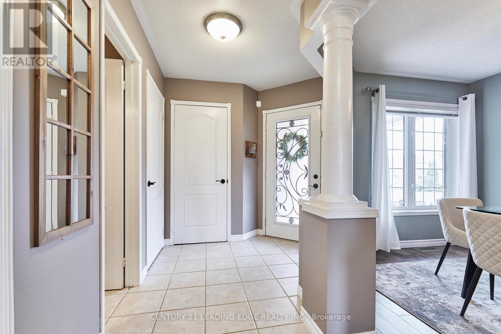 Property at 31 ASTER CRESCENT image 5