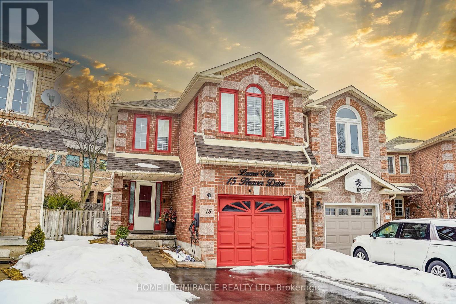 15 Heaver Drive, Whitby, Ontario  L1N 9K4 - Photo 1 - E12090194