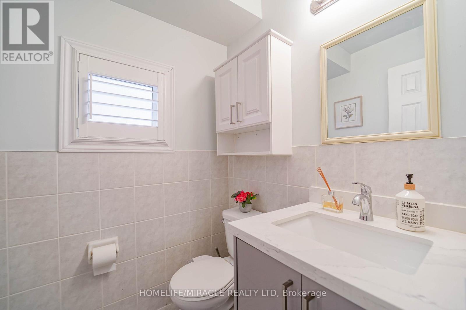 15 Heaver Drive, Whitby, Ontario  L1N 9K4 - Photo 17 - E12090194
