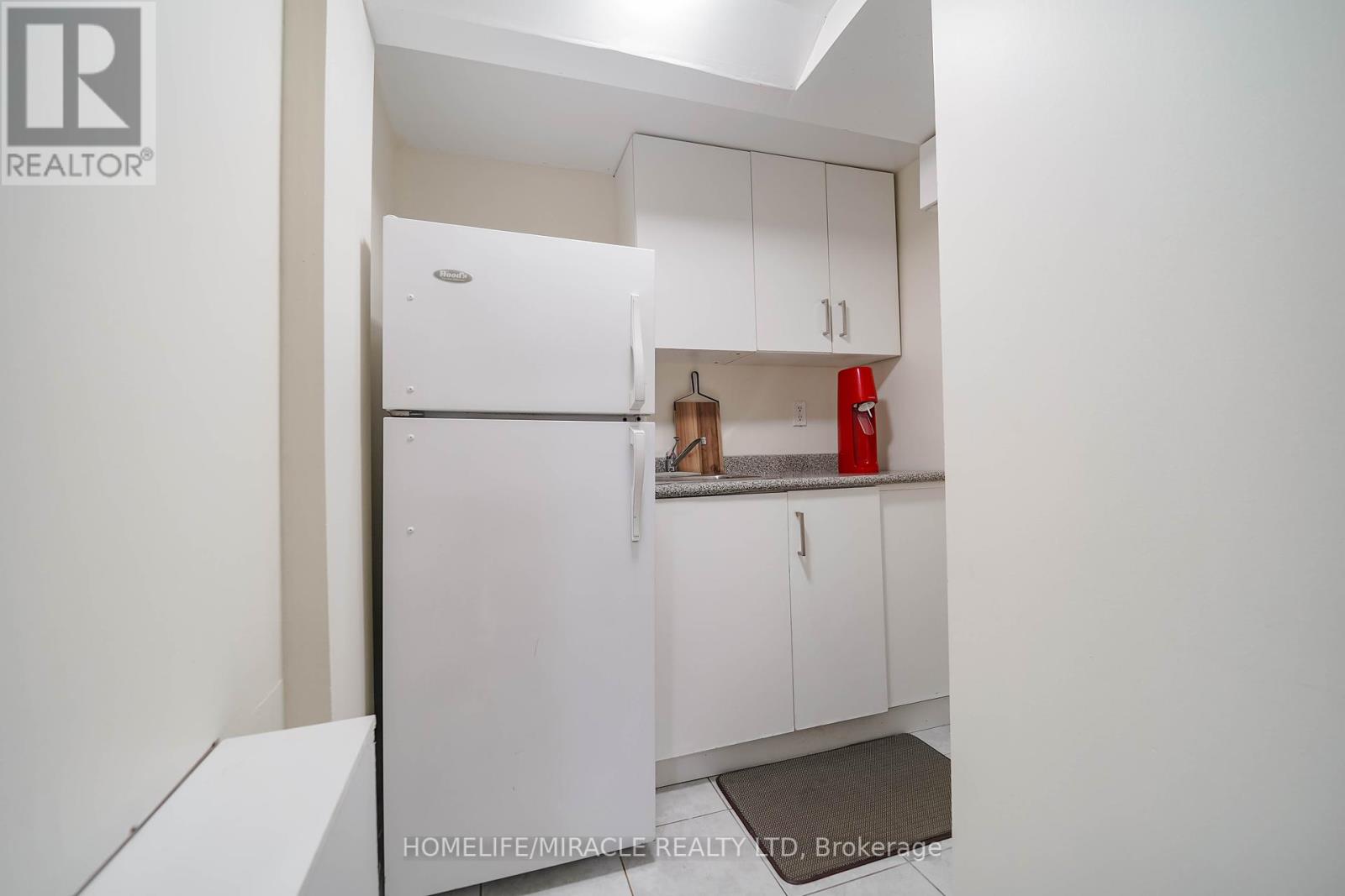 15 Heaver Drive, Whitby, Ontario  L1N 9K4 - Photo 31 - E12090194