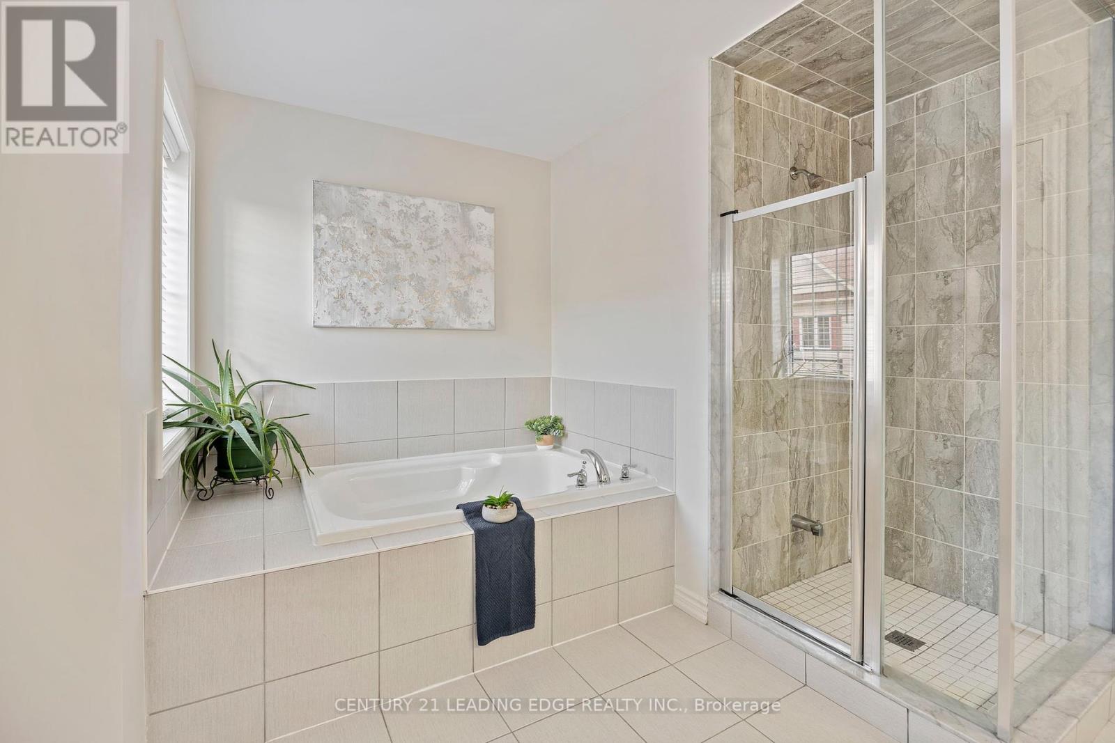 44 Filly Path, Oshawa, Ontario  L1L 0H4 - Photo 24 - E12090257