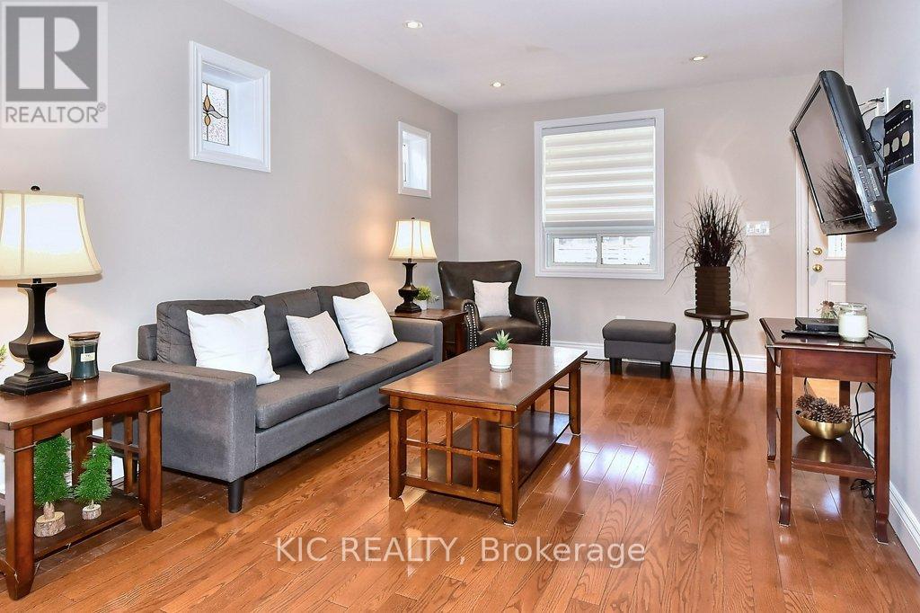 Property at 369 SCARBOROUGH ROAD image 5
