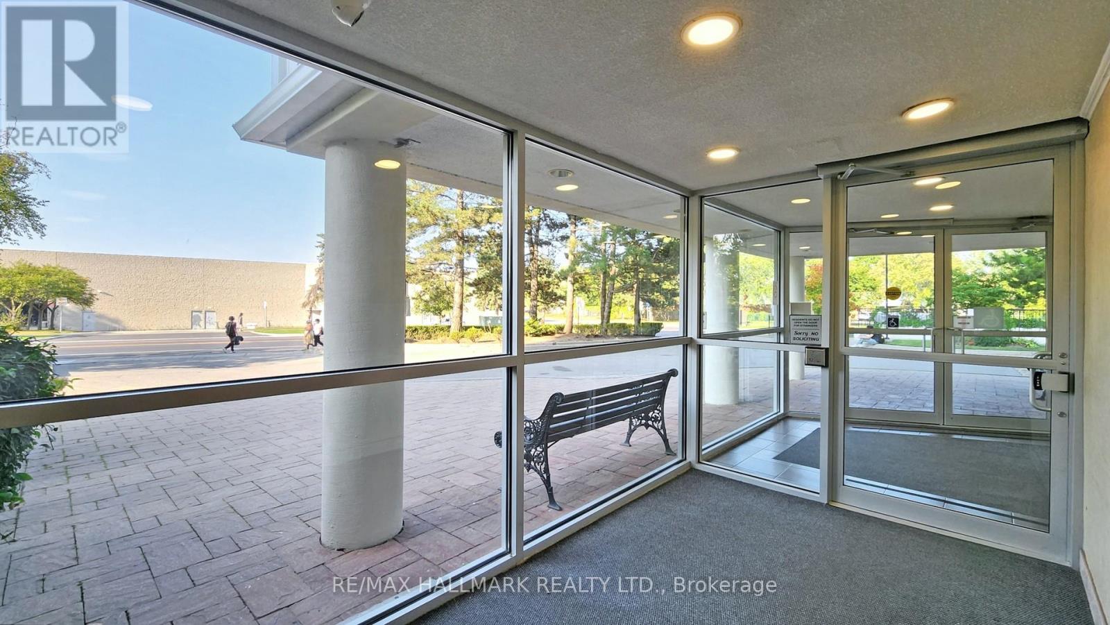 Property at 608 - 2500 BRIDLETOWNE CIRCLE image 3