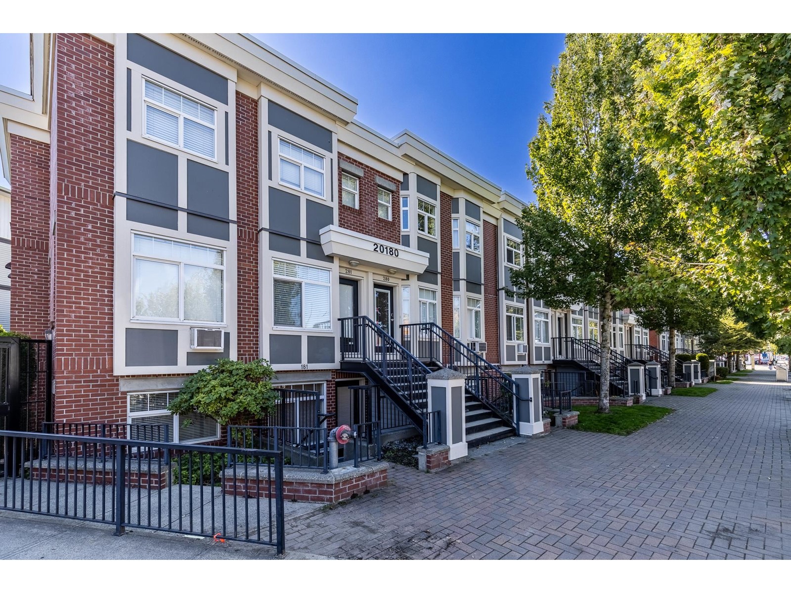 Property at 181 20180 FRASER HIGHWAY image 3