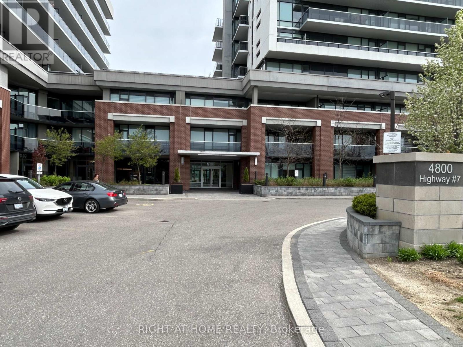 #511 - 4800 Highway 7, Vaughan, Ontario  L4L 1H8 - Photo 2 - N12089317