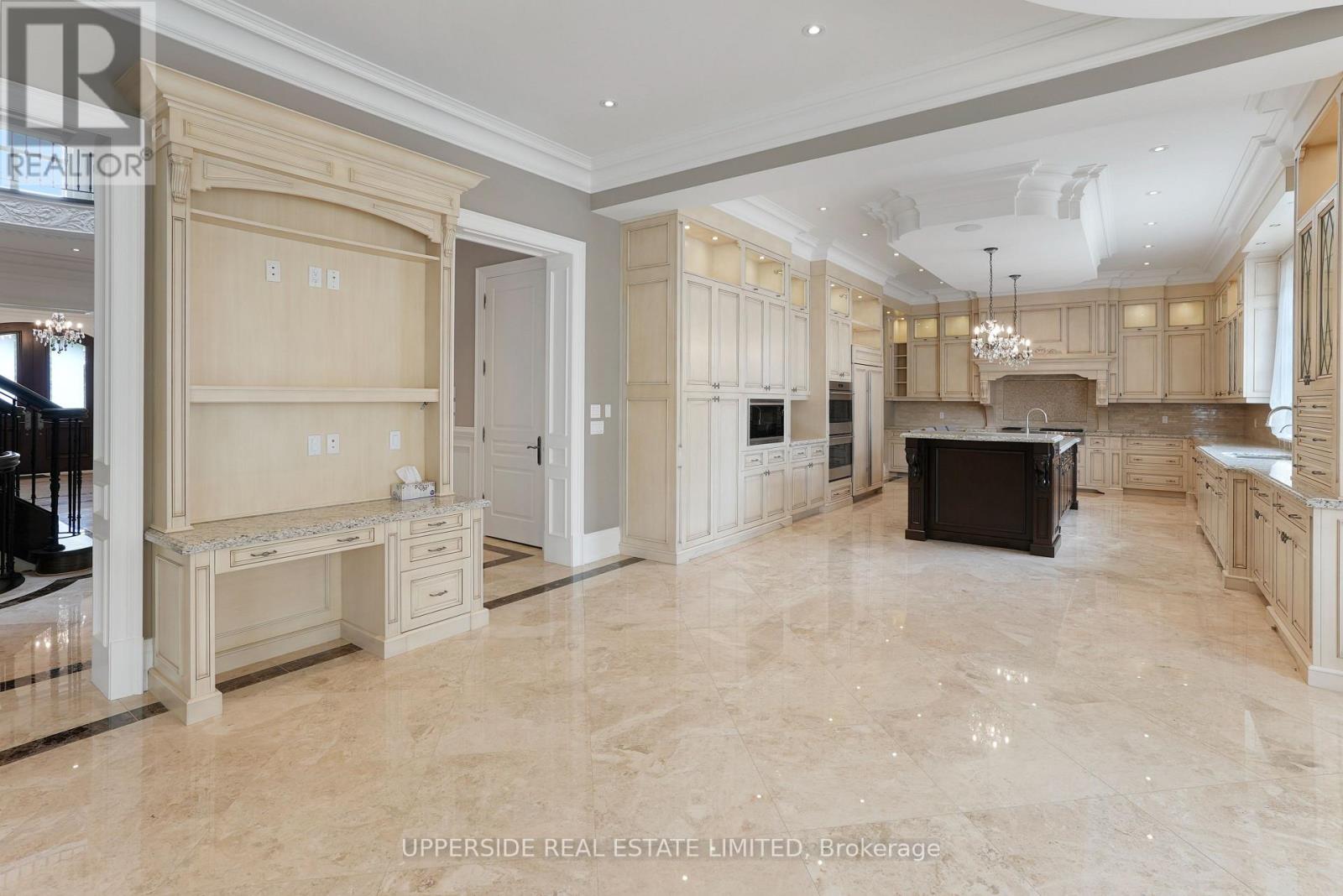 29 Riverside Boulevard W, Vaughan, Ontario  L4J 1H4 - Photo 4 - N12089641
