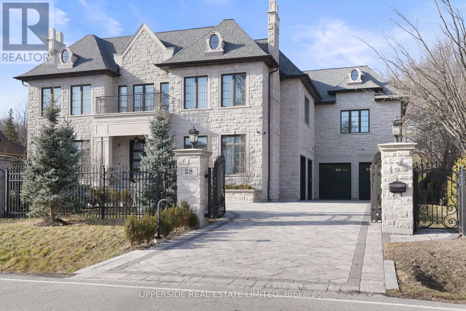 Property at 28 THORNRIDGE DRIVE image 1