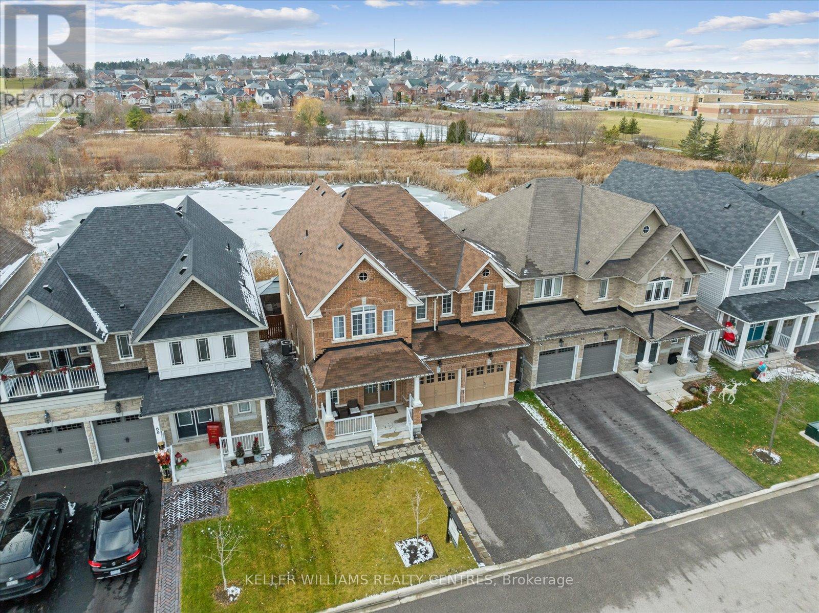 Property at 66 ROBERT WILSON CRESCENT image 4