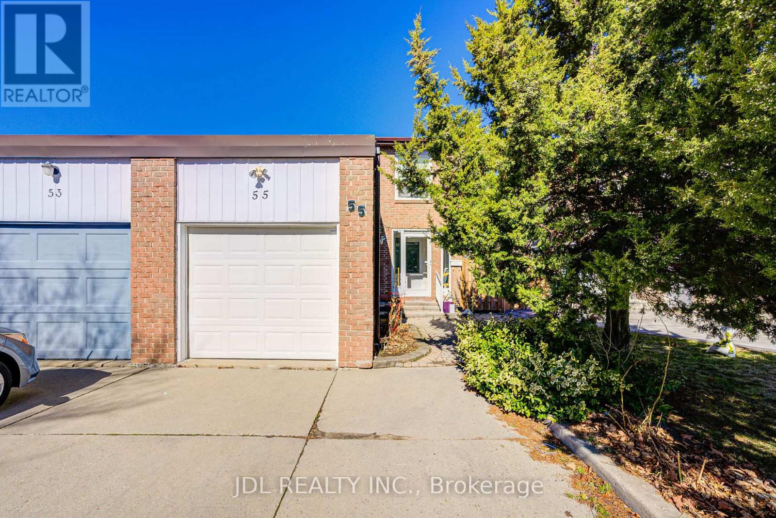 Property at 55 BARRINGTON CRESCENT image 2