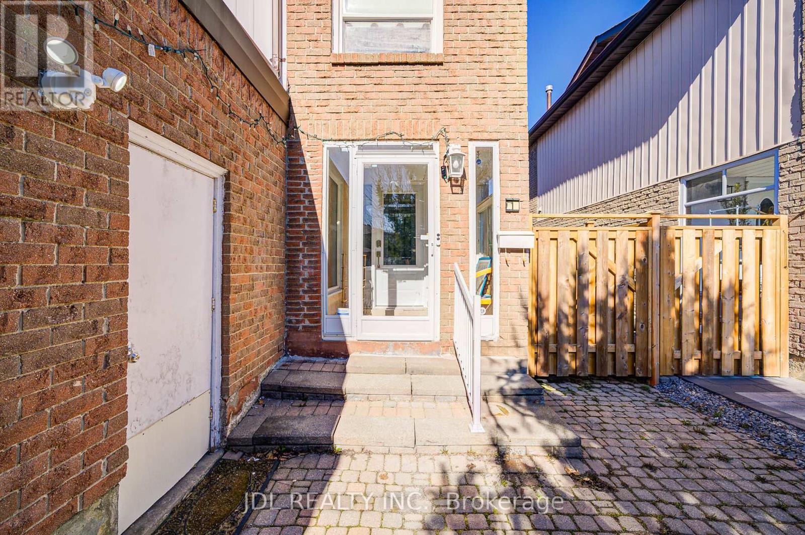 Property at 55 BARRINGTON CRESCENT image 3