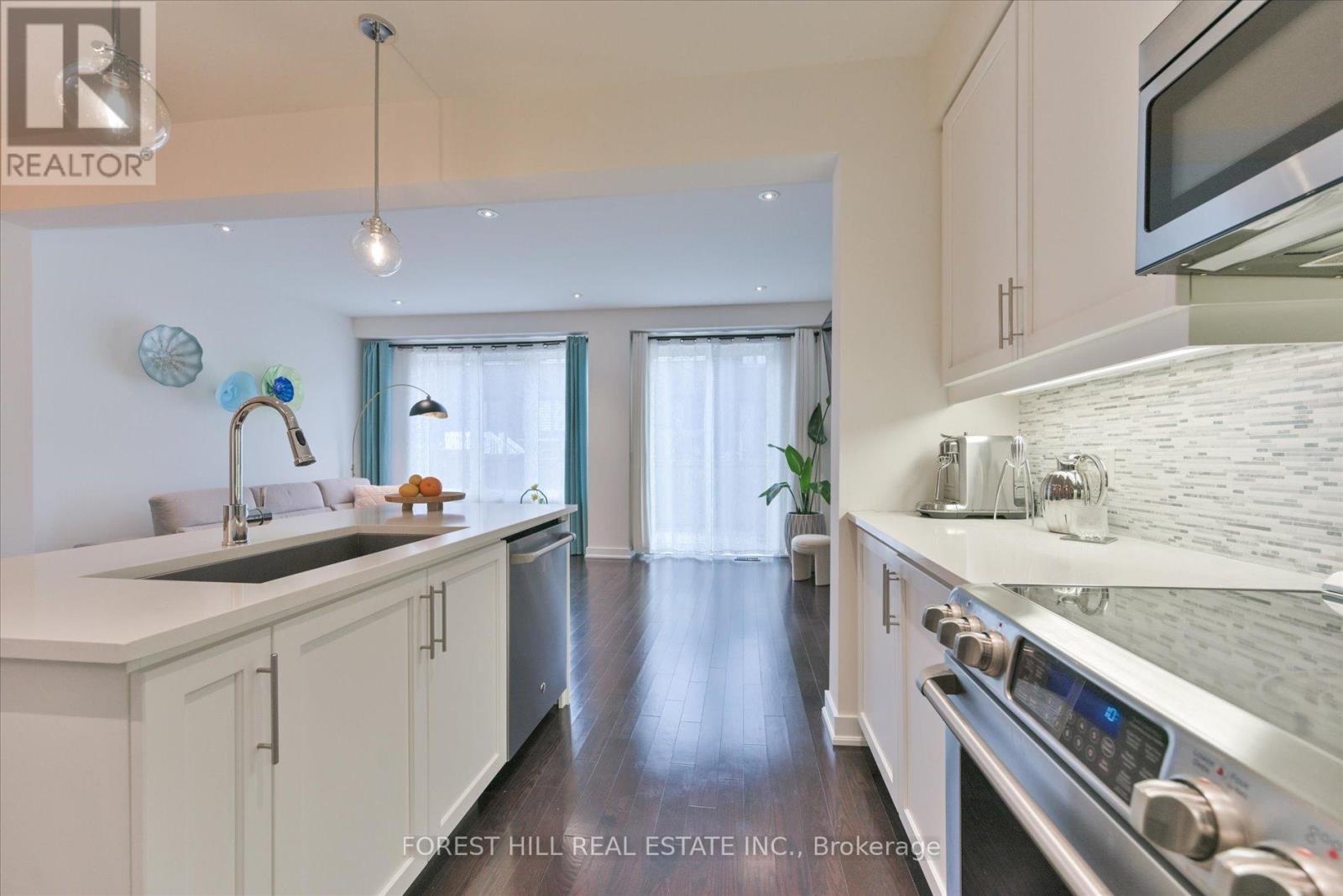 99 Denarius Crescent, Richmond Hill, Ontario  L4E 0Y9 - Photo 12 - N12090198