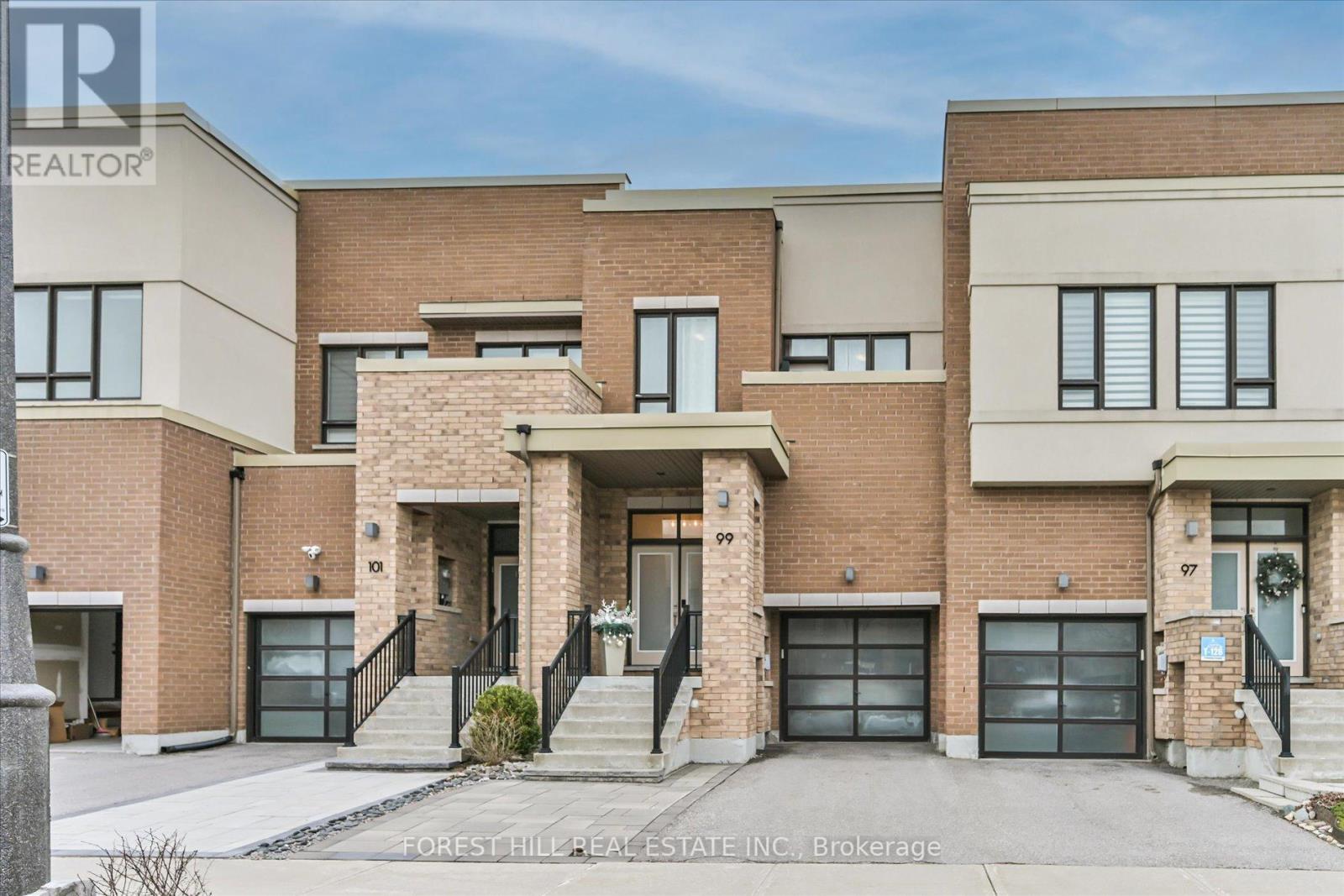 99 Denarius Crescent, Richmond Hill, Ontario  L4E 0Y9 - Photo 2 - N12090198