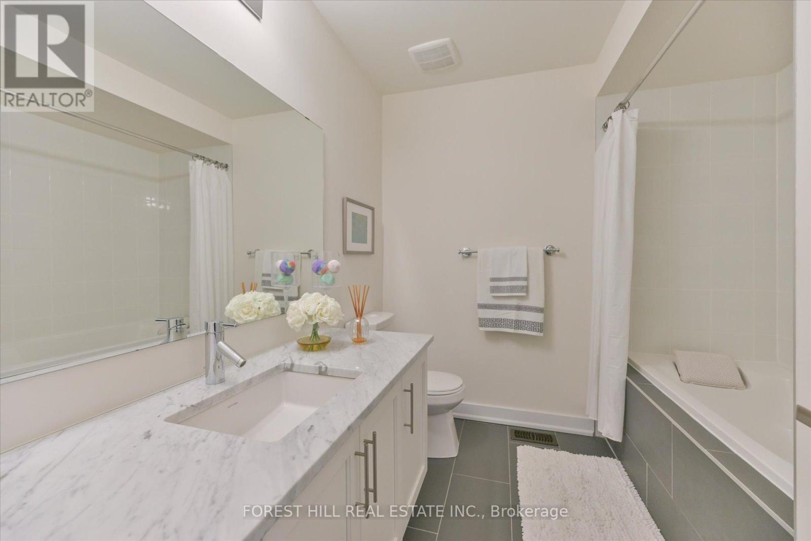 99 Denarius Crescent, Richmond Hill, Ontario  L4E 0Y9 - Photo 27 - N12090198
