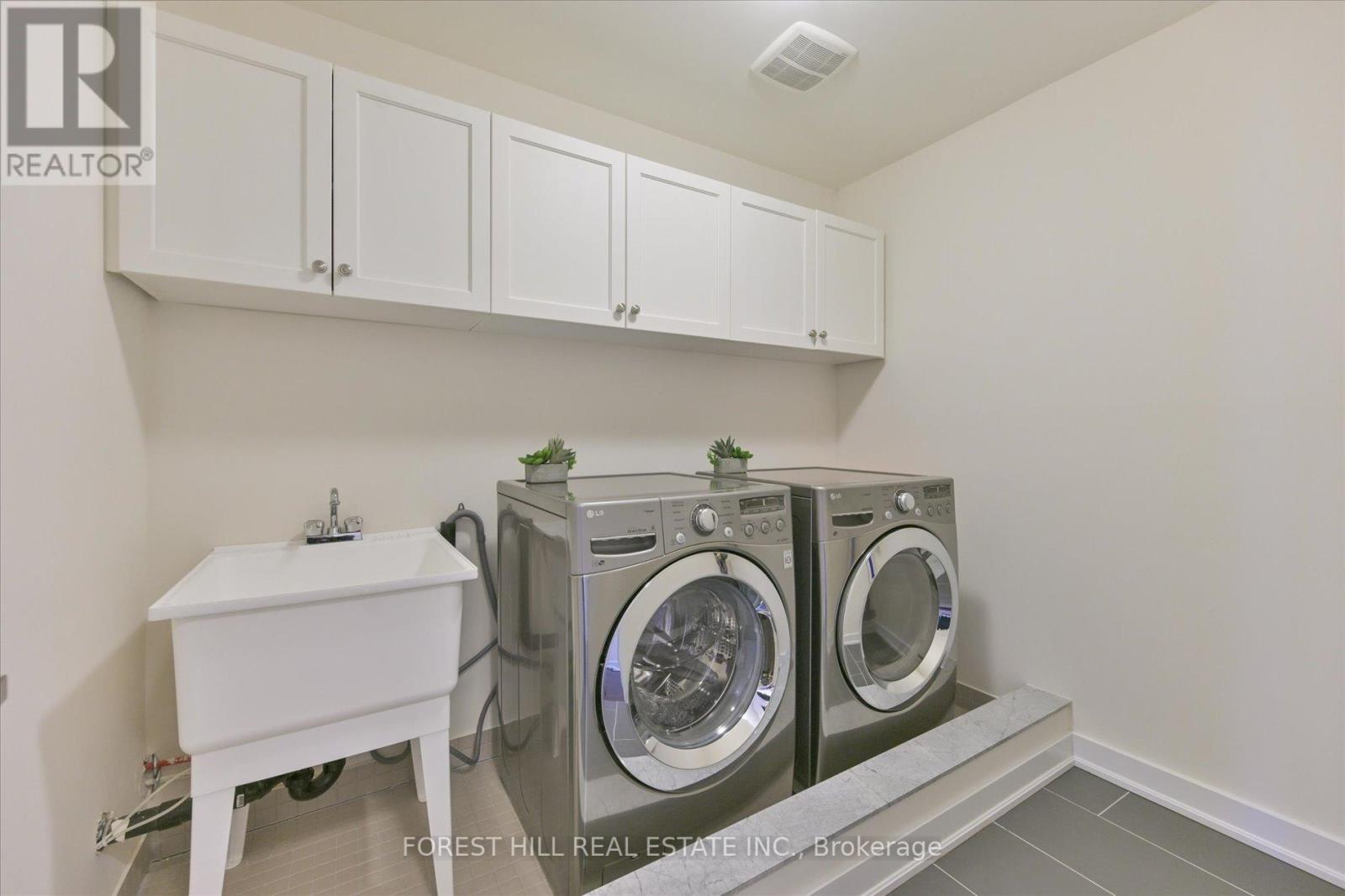 99 Denarius Crescent, Richmond Hill, Ontario  L4E 0Y9 - Photo 28 - N12090198