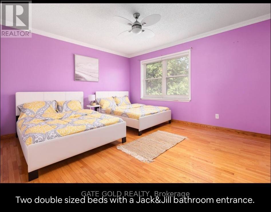 51 Beck Boulevard, Penetanguishene, Ontario  L9M 1E2 - Photo 12 - S12089630