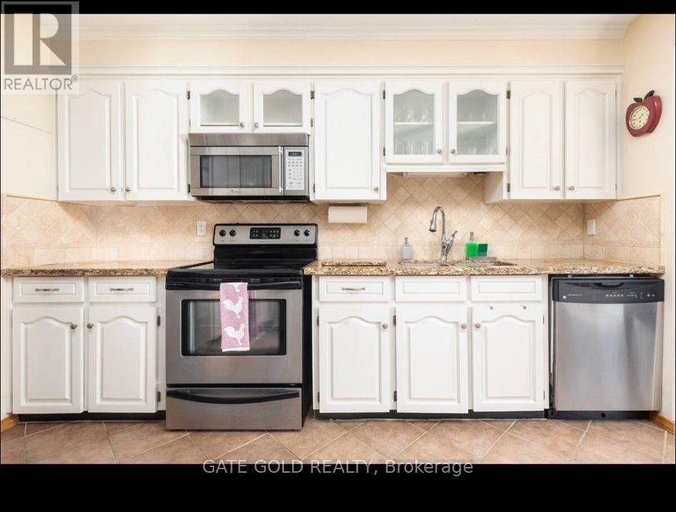 51 Beck Boulevard, Penetanguishene, Ontario  L9M 1E2 - Photo 20 - S12089630