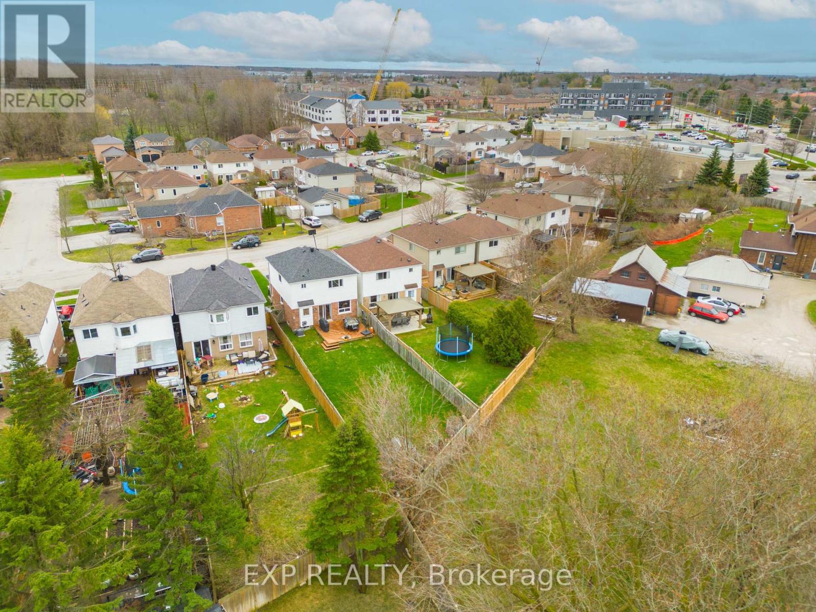 Property at 30 AIKENS CRESCENT image 3