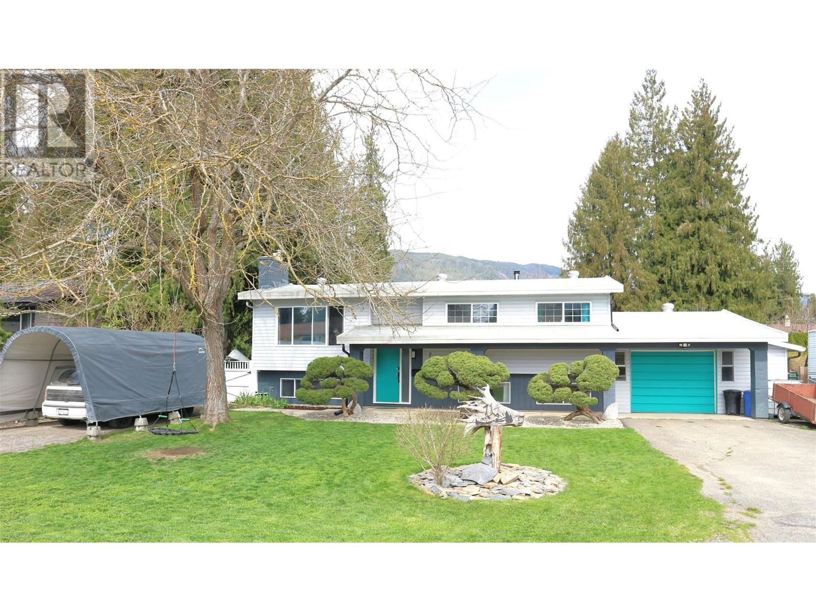 714 Maple Street, Sicamous, British Columbia  V0E 2V1 - Photo 47 - 10343246